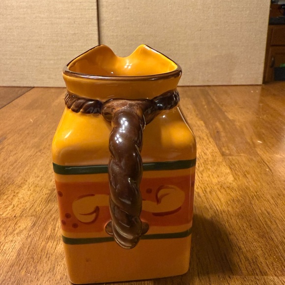 Ceramic Kitchen Set with Pitcher and Containers - Picture 3 of 9